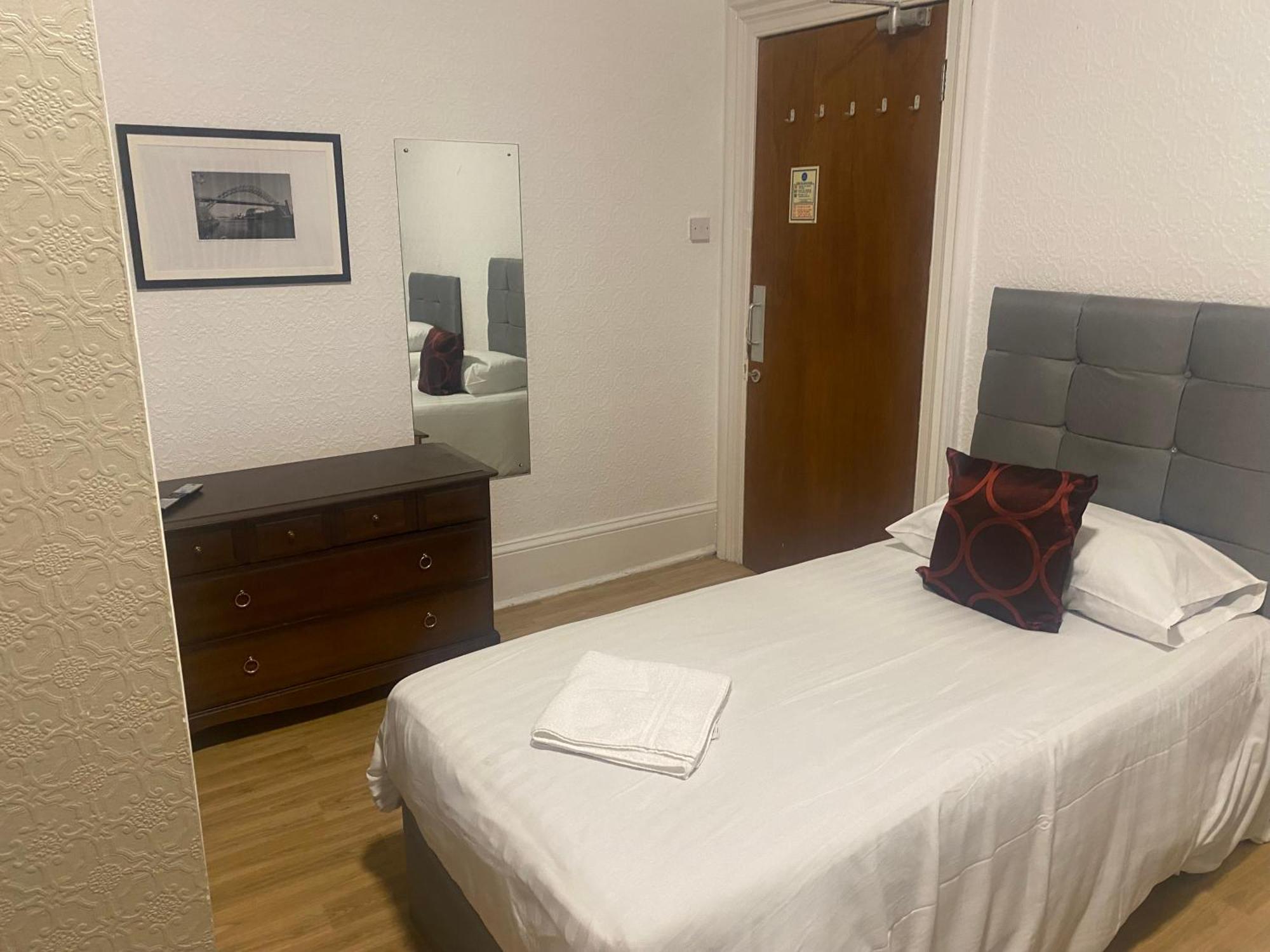 Clifton Hotel Newcastle Værelse billede